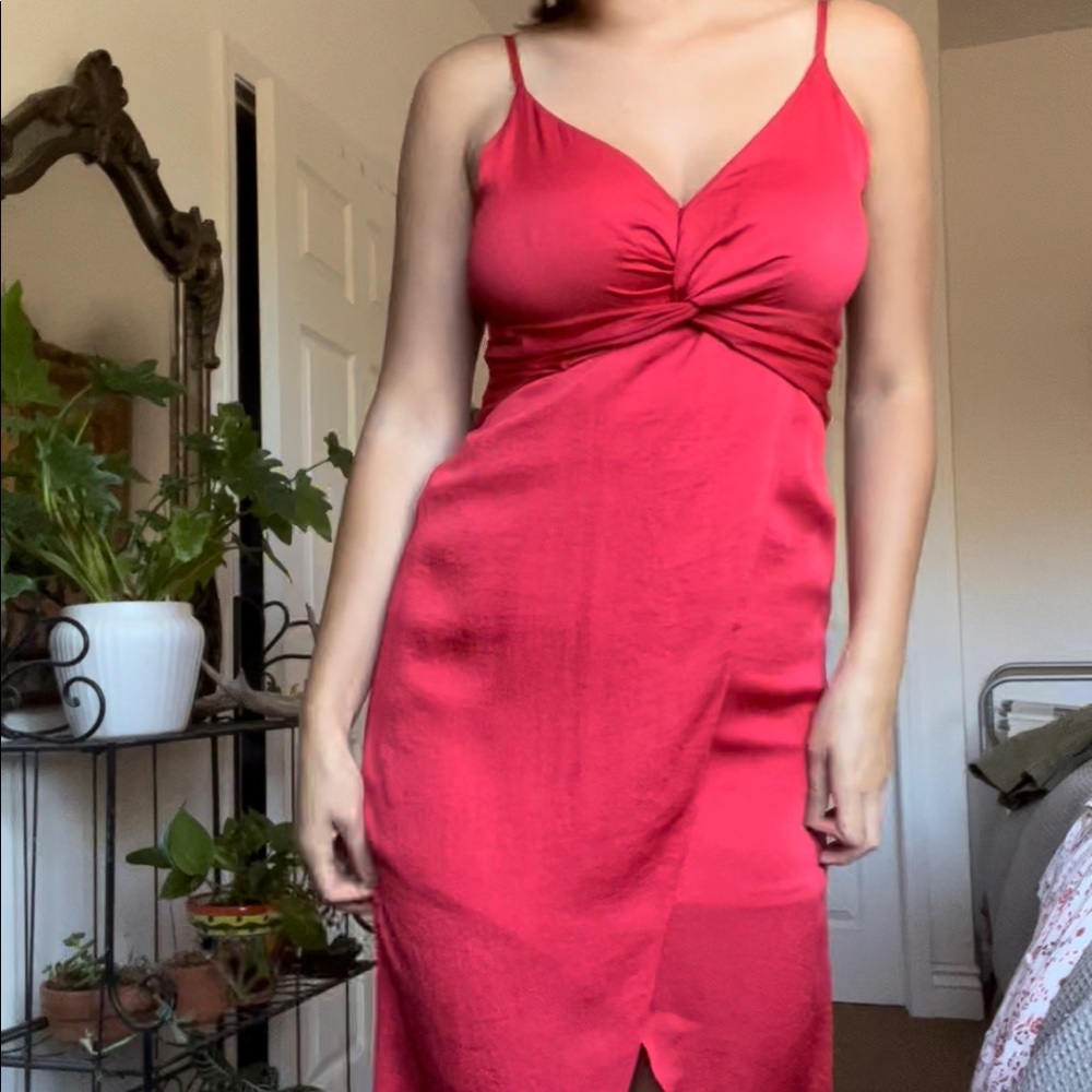 Red curvy dress high low size S